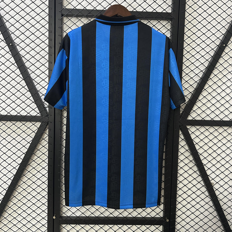 camisa-camiseta-inter-de-milao-milao-umbro-fiorucci-versao-versao-torcedor-masculina-92-94-home-casa-i-principal-1-azul-preta-preto-retro-retro_4