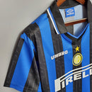 camisa-camiseta-inter-de-milao-milao-umbro-pirelli-versao-versao-torcedor-masculina-97-98-home-casa-i-principal-1-azul-preta-preto-retro-retro_3