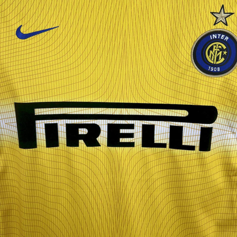 camisa-camiseta-inter-de-milao-nike-pirelli-versao-torcedor-masculina-02-03-third-away-fora-iii-terceira-3-azul-amarela-amarelo-retro_5