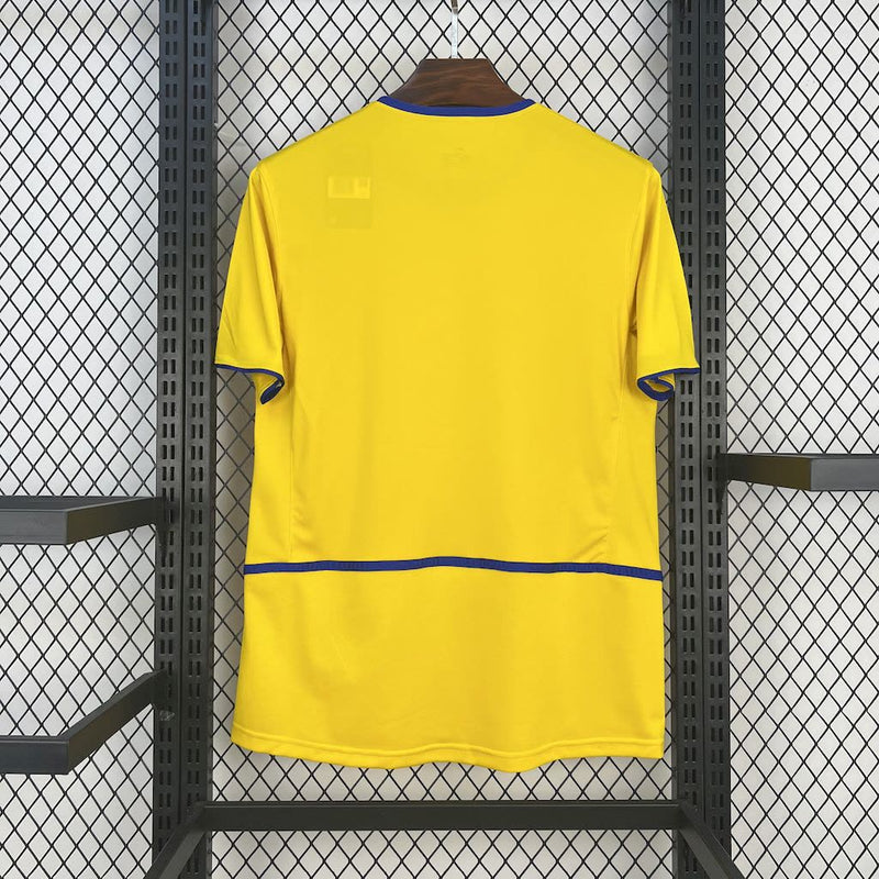 camisa-camiseta-inter-de-milao-nike-pirelli-versao-torcedor-masculina-02-03-third-away-fora-iii-terceira-3-azul-amarela-amarelo-retro_7