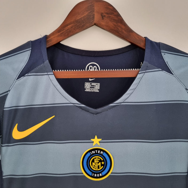 camisa-camiseta-inter-de-milao-nike-pirelli-versao-torcedor-masculina-04-05-third-away-fora-iii-terceira-3-azul-amarela-amarelo-cinza-retro_3