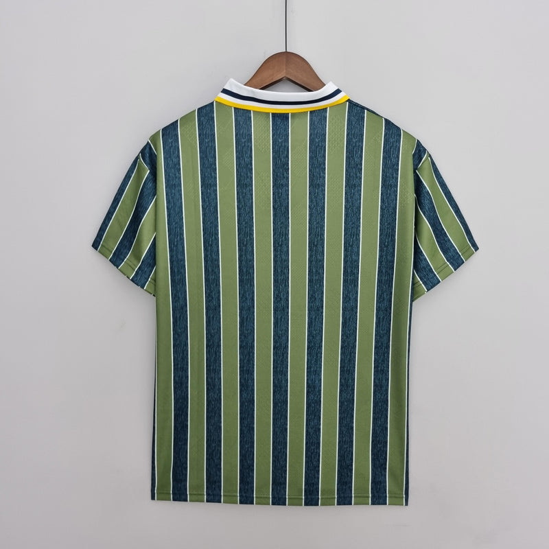 camisa-camiseta-inter-de-milao-umbro-pirelli-versao-torcedor-masculina-95-96-away-fora-ii-secundaria-2-azul-verde-amarela-amarelo-retro_7