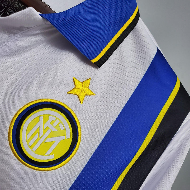 camisa-camiseta-inter-de-milao-umbro-pirelli-versao-torcedor-masculina-97-98-away-fora-ii-secundaria-2-azul-amarela-amarelo-branca-preto-preta-branco-retro_7