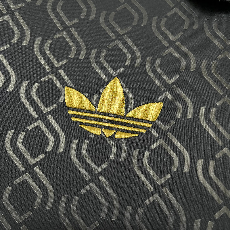 camisa-camiseta-juventus-adidas-versao-torcedor-masculina-24-25-third-away-fora-iii-terceira-3-azul-dourado-dourada_2
