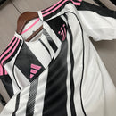 camisa-camiseta-juventus-adidas-versao-torcedor-masculina-25-26-home-casa-i-principal-1-branca-branco-rosa-preta-preto_4