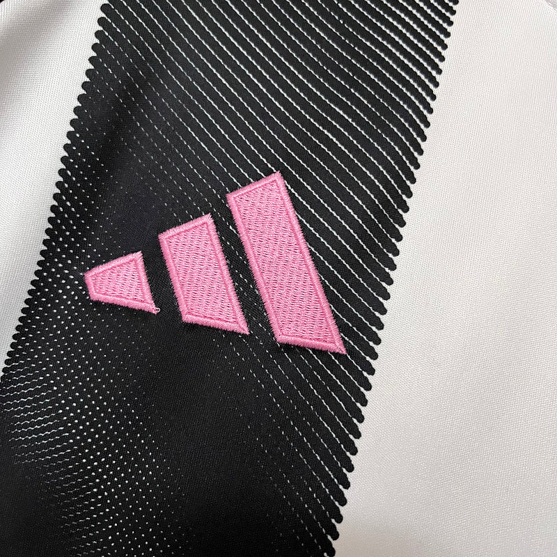 camisa-camiseta-juventus-adidas-versao-torcedor-masculina-25-26-home-casa-i-principal-1-branca-branco-rosa-preta-preto_7