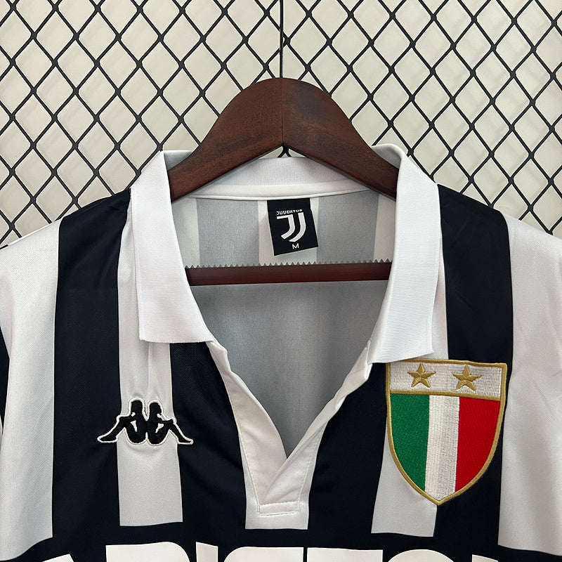 camisa-camiseta-juventus-kappa-ariston-versao-torcedor-masculina-84-85-home-casa-i-principal-1-preta-preto-branca-branco-retro_3