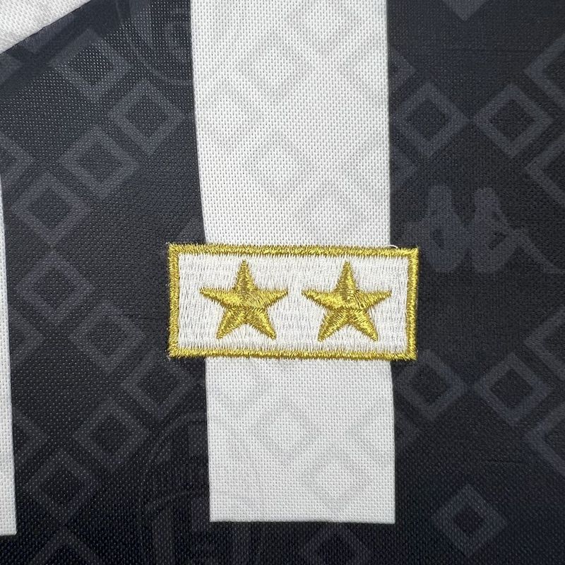 camisa-camiseta-juventus-kappa-danone-versao-torcedor-masculina-92-94-home-casa-i-principal-1-preta-preto-branca-branco-retro_2