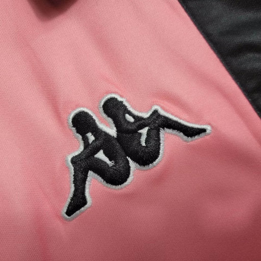 camisa-camiseta-juventus-kappa-sony-minidisc-versao-torcedor-masculina-97-98-away-fora-ii-secundaria-2-rosa-preta-preto-branco-branca-retro_4
