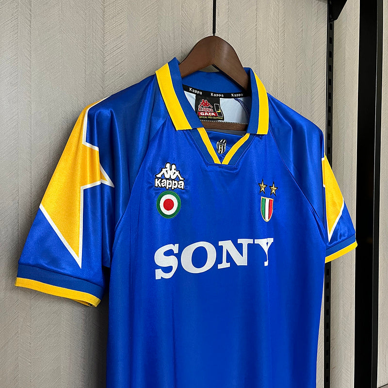 camisa-camiseta-juventus-kappa-sony-versao-torcedor-masculina-95-96-away-fora-ii-secundaria-2-azul-amarela-amarelo-retro_2