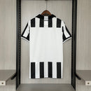camisa-camiseta-juventus-nike-jeep-versao-torcedor-masculina-14-15-home-casa-i-principal-1-preta-preto-branca-branco-retro_12