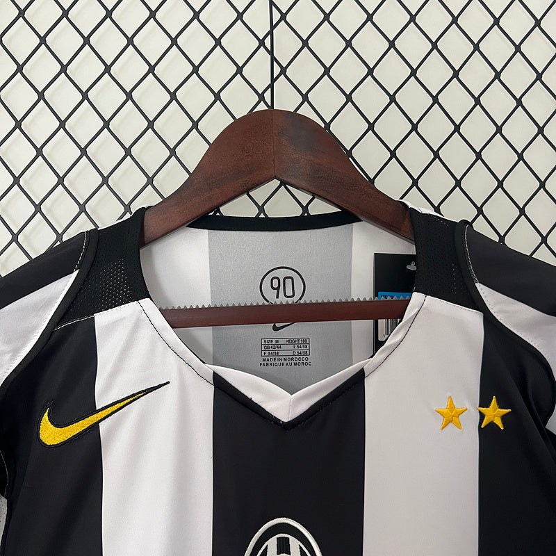 camisa-camiseta-juventus-nike-sky-sport-versao-torcedor-masculina-04-05-home-casa-i-principal-1-preta-preto-branca-branco-retro_3