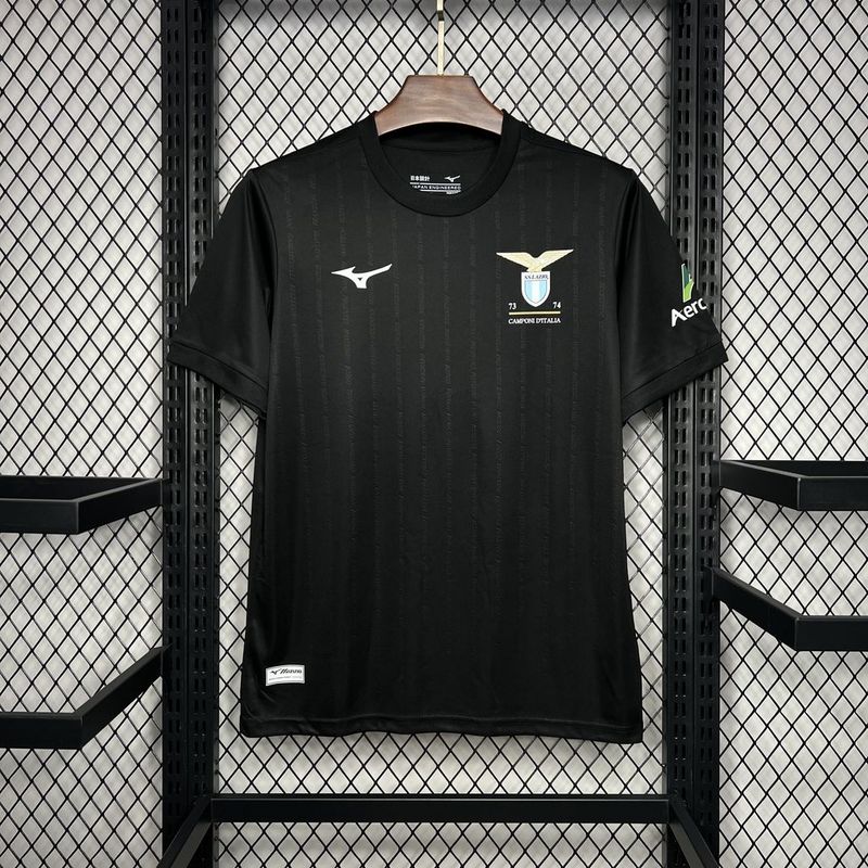 camisa-camiseta-lazio-mizuno-versao-versao-torcedor-masculina-24-25-edicao-edicao-especial-branca-branco-preta-preto_1