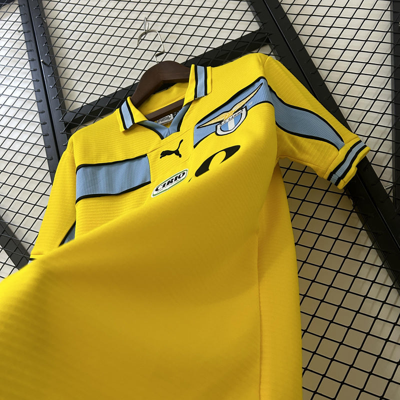 camisa-camiseta-lazio-puma-cirio-versao-versao-torcedor-masculina-98-99-away-fora-ii-2-secundaria-azul-branca-branco-amarela-amarelo-retro-retro_8