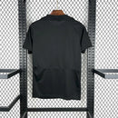 camisa-camiseta-liverpool-adidas-carlsberg-versao-torcedor-masculina-25-26-comemorativa-20-anos-de-istambul-preta-preto-dourada-dourado_2