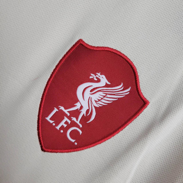 camisa-camiseta-liverpool-adidas-standard-chartered-versao-torcedor-masculina-25-26-secundaria-away-fora-ii-2-branca-branco-vermelha-vermelho-bege-salah_6