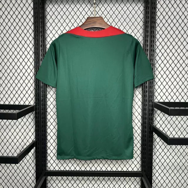 camisa-camiseta-liverpool-nike-axa-versao-torcedor-masculina-24-25-treino-preta-preto-branca-branco-vermelha-vermelho-verde_2