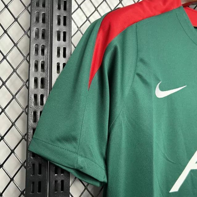 camisa-camiseta-liverpool-nike-axa-versao-torcedor-masculina-24-25-treino-preta-preto-branca-branco-vermelha-vermelho-verde_4