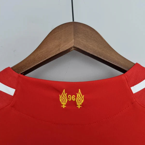 camisa-camiseta-liverpool-warrior-standard-chartered-versao-torcedor-masculina-14-15-home-casa-i-principal-1-vermelho-vermelha-branca-branco-amarelo-amarela-retro_4