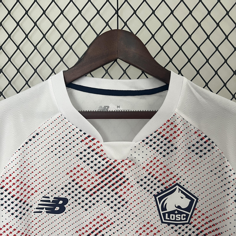 camisa-camiseta-losc-lille-nb-new-balance-boulanger-b-versao-versao-torcedor-masculina-24-25-away-fora-ii-secundaria-2-vermelha-vermelho-branca-branco-azul_2