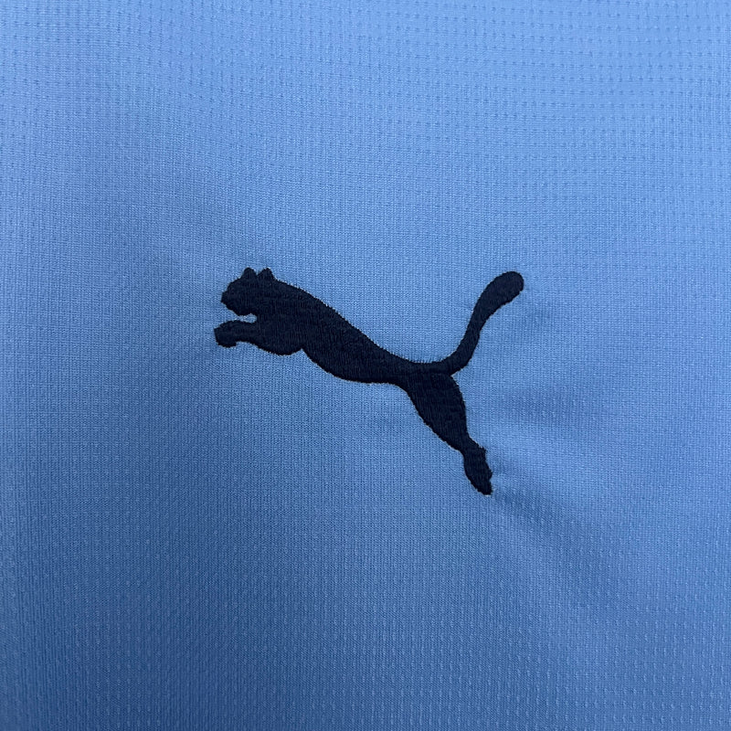 camisa-camiseta-manchester-city-puma-etihad-airways-versao-torcedor-masculina-25-26-home-casa-i-principal-1-azul-branca-branco-preta-preto_3