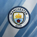 camisa-camiseta-manchester-city-puma-etihad-airways-versao-torcedor-masculina-25-26-home-casa-i-principal-1-azul-branca-branco-preta-preto_4