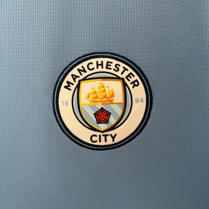 camisa-camiseta-manchester-city-puma-etihad-airways-versao-versao-torcedor-masculina-24-25-home-casa-i-principal-1-azul-branca-branco-claro-clara_2