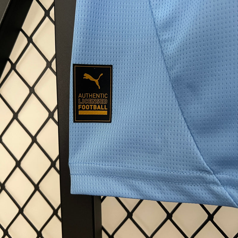 camisa-camiseta-manchester-city-puma-etihad-airways-versao-versao-torcedor-masculina-24-25-home-casa-i-principal-1-azul-branca-branco-claro-clara_8