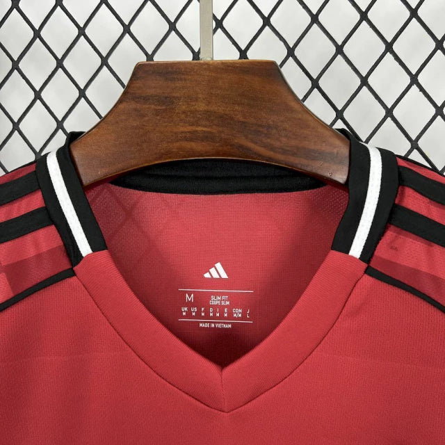 camisa-camiseta-manchester-united-adidas-snapdragon-versao-torcedor-masculina-25-26-home-casa-i-principal-1-vermelha-vermelho-branca-branco-preta-preto_6