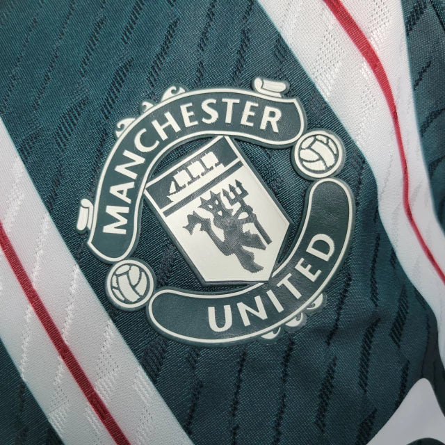 camisa-camiseta-manchester-united-adidas-team-viewer-versao-versao-jogador-masculina-23-24-away-fora-ii-secundaria-2-vermelha-preta-vermelho-preto-branca-branco_4