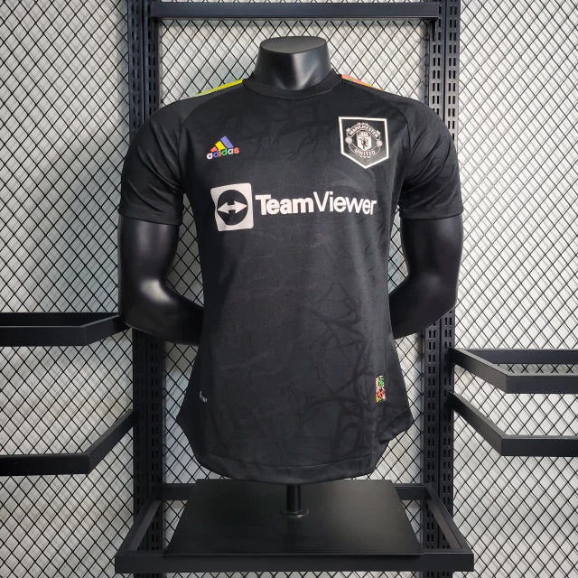 camisa-camiseta-manchester-united-adidas-team-viewer-versao-versao-jogador-masculina-23-24-edicao-edicao-especial-preta-preto-branca-branco-colorida_1