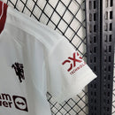 camisa-camiseta-manchester-united-adidas-team-viewer-versao-versao-torcedor-conjunto-infantil-shorts-23-24-third-away-fora-iii-terceira-3-vermelha-preta-vermelho-preto-branca-branco_2