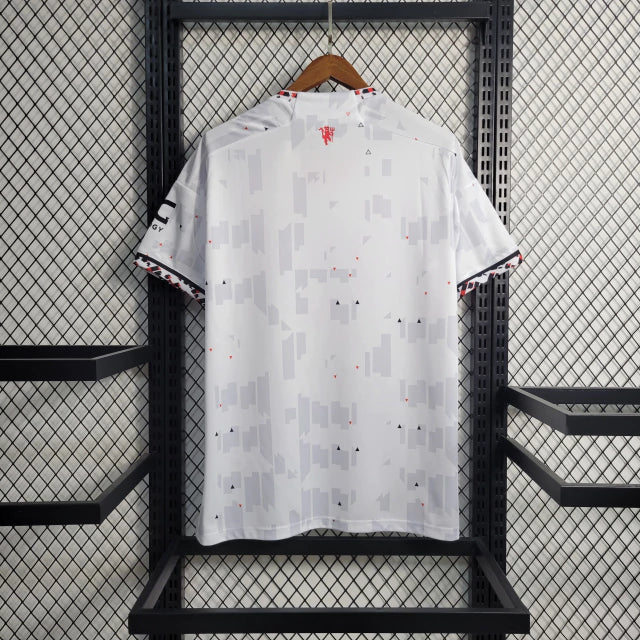 camisa-camiseta-manchester-united-adidas-team-viewer-versao-versao-torcedor-masculina-23-24-edicao-edicao-especial-vermelha-preta-vermelho-preto-branca-branco_4