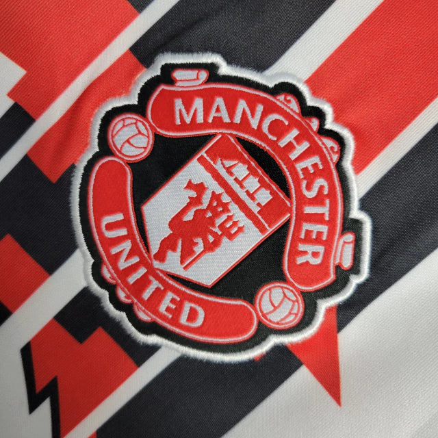 camisa-camiseta-manchester-united-adidas-team-viewer-versao-versao-torcedor-masculina-23-24-edicao-edicao-especial-vermelha-preta-vermelho-preto-branca-branco_5