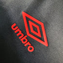 camisa-camiseta-manga-longa-cap-athletico-paranaense-umbro-esportes-da-sorte-versao-versao-torcedor-masculina-23-24-away-fora-ii-secundaria-2-vermelha-preta-vermelho-preto_7