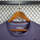 camisa-camiseta-manga-longa-inglaterra-nike-selecao-selecao-inglesa-versao-versao-torcedor-masculina-24-25-away-fora-ii-secundaria-2-bellingham-jude-harry-kane-branco-branca-azul-roxa_7d828532-34b2-4904-932f-fa0cb1153c89