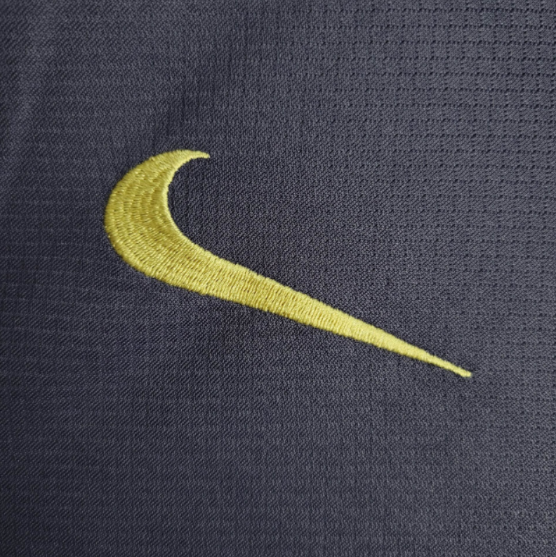 camisa-camiseta-manga-longa-inglaterra-nike-selecao-selecao-inglesa-versao-versao-torcedor-masculina-24-25-away-fora-ii-secundaria-2-bellingham-jude-harry-kane-branco-branca-azul-roxa_9a90bf26-351c-4ed6-b31b-33800e5d1955