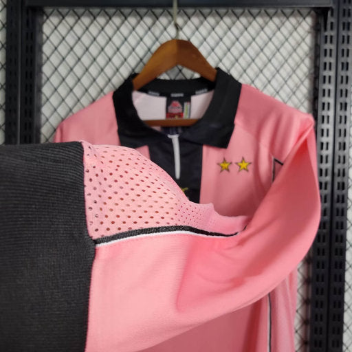 camisa-camiseta-manga-longa-juventus-kappa-sony-minidisc-versao-torcedor-masculina-97-98-away-fora-ii-secundaria-2-rosa-preta-preto-branco-branca-retro_1_6
