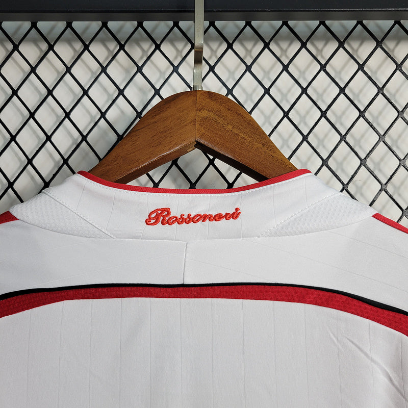 camisa-camiseta-manga-longa-milan-adidas-bwin-retro-retro-versao-versao-torcedor-masculina-06-07-away-fora-ii-secundaria-2-kaka-kaka-22-vermelha-preta-branca-vermelho-preto-branco_4
