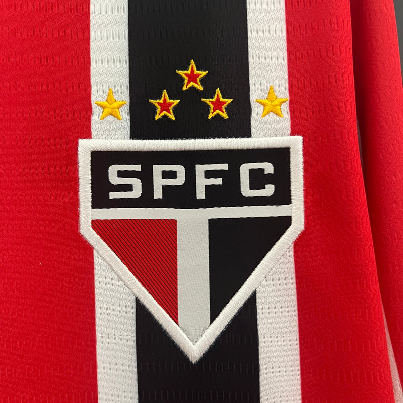 camisa-camiseta-manga-longa-sao-paulo-spfc-new-balance-nb-versao-torcedor-masculina-24-25-away-fora-ii-secundaria-2-james-rodrigues-vermelha-preta-branca-vermelho-preto-branco_7