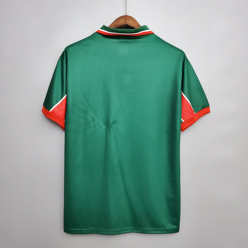 camisa-camiseta-marrocos-selecao-selecao-marroquina-puma-retro-retro-versao-versao-torcedor-masculina-1998-home-casa-i-principal-1-vermelha-vermelho-verde_2