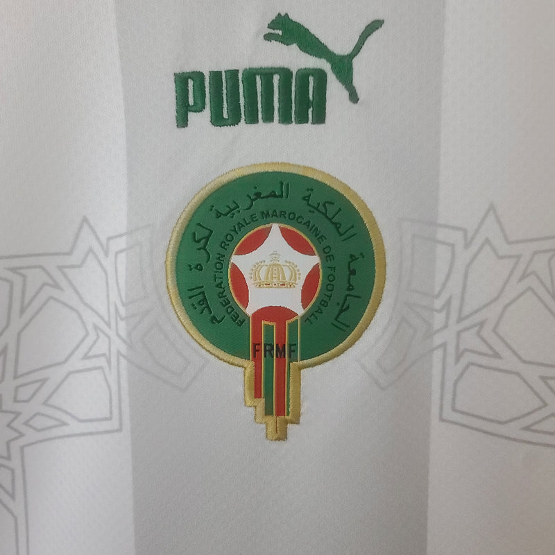 camisa-camiseta-marrocos-selecao-selecao-marroquina-puma-versao-versao-torcedor-masculina-22-23-away-fora-ii-secundaria-2-hakimi-ziyech-bounou-branca-branco_4