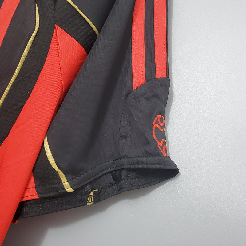 camisa-camiseta-milan-adidas-bwin-retro-retro-versao-versao-torcedor-masculina-06-07-home-casa-i-principal-1-kaka-kaka-22-vermelha-preta-branca-vermelho-preto-branco_3