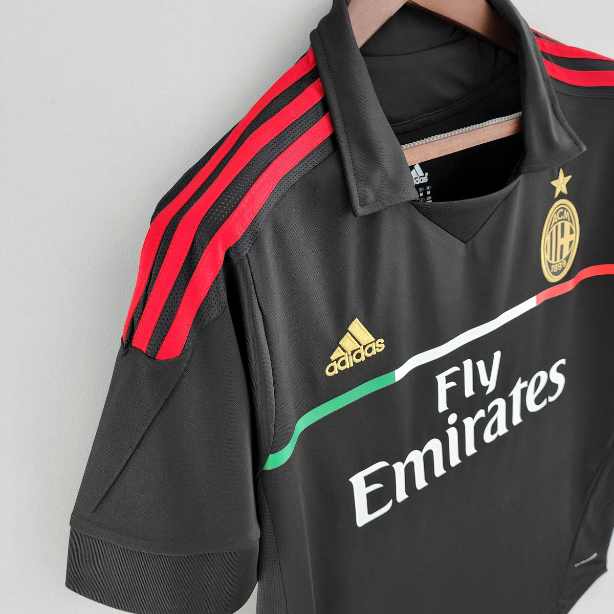 Camisa Milan Retrô Third 11/12 Torcedor Masculina - Preta
