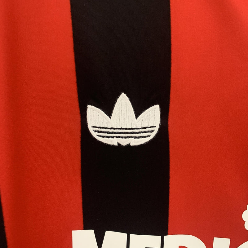 camisa-camiseta-milan-adidas-mediolanum-versao-versao-torcedor-masculina-90-91-home-casa-i-principal-1-vermelha-preta-vermelho-preto-retro-retro_7