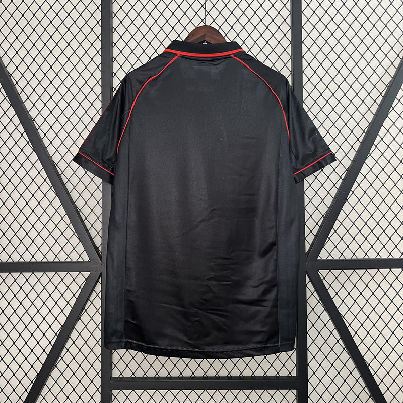 camisa-camiseta-milan-adidas-opel-versao-versao-torcedor-masculina-98-99-third-away-fora-iii-terceira-3-vermelha-preta-branca-vermelho-preto-branco-retro-retro_2