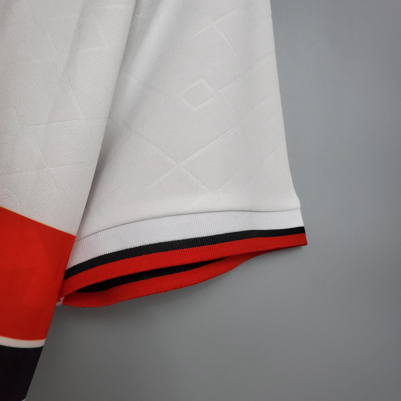 camisa-camiseta-milan-lotto-motta-versao-versao-torcedor-masculina-93-94-away-fora-ii-secundaria-2-vermelha-preta-vermelho-preto-branca-branco-retro-retro_4