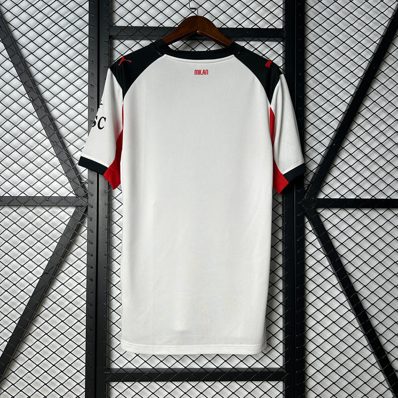 camisa-camiseta-milan-puma-emirates-fly-better-versao-torcedor-masculina-25-26-away-fora-ii-secundaria-2-vermelha-vermelho-preta-preto-branca-branco_7