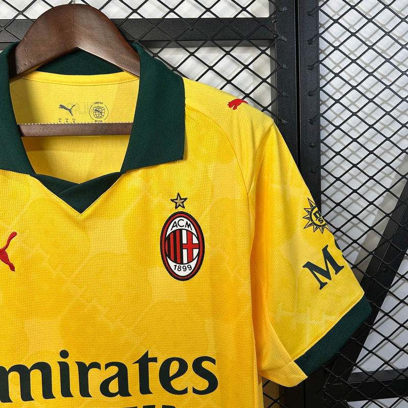 camisa-camiseta-milan-puma-emirates-fly-better-versao-torcedor-masculina-25-26-third-away-fora-iii-terceira-3-vermelha-vermelho-preta-preto-amarela-amarelo-verde_5