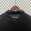 camisa-camiseta-milan-puma-emirates-fly-better-versao-versao-torcedor-masculina-23-24-edicao-edicao-especial-pleasures-preta-preto-cinza-branca-branco_8